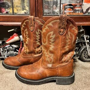 Justin Gypsy Woman's Boots 7 1/2